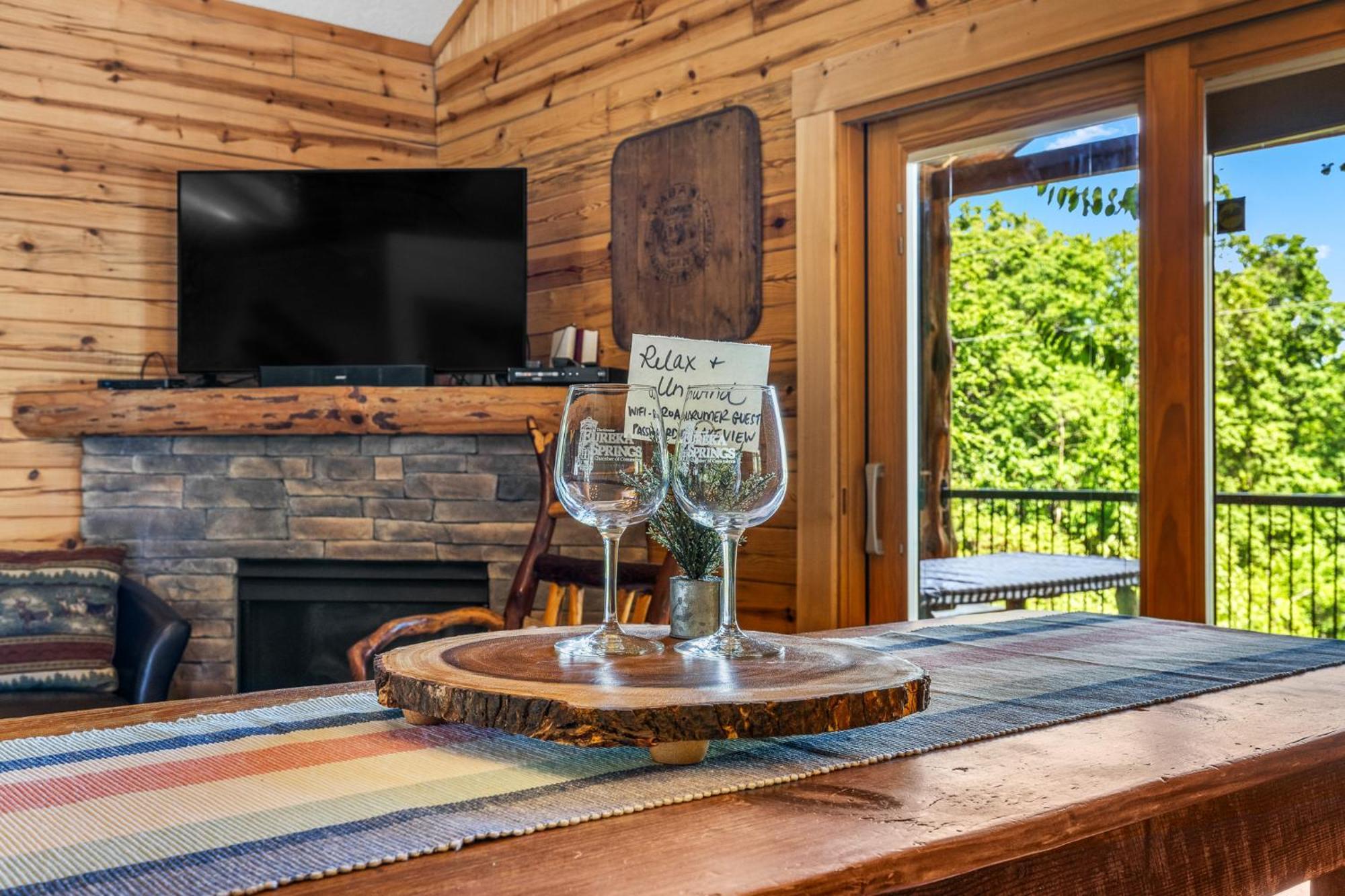 Roadrunner Inn And Log Cabins Eureka Springs Ngoại thất bức ảnh